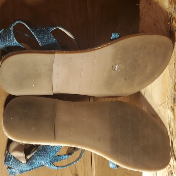 VIA SPIGA LEATHER SNAKE PRINT SANDALS - Picture 3 of 4